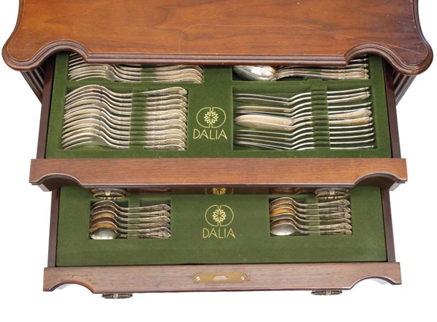 Cubertería Cruz de Malta